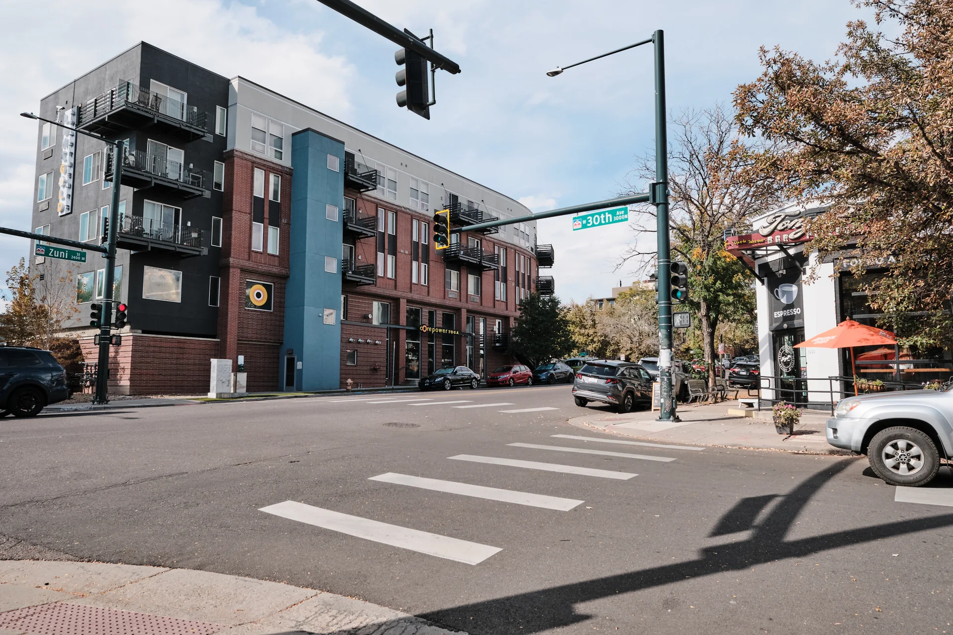 Street-level view of the Zuni Street and West 30th Avenue intersection